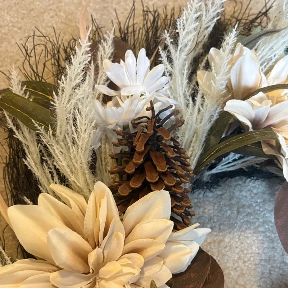 Neutral Ivory and Brown Floral Wreath - - Picture 7 of 11